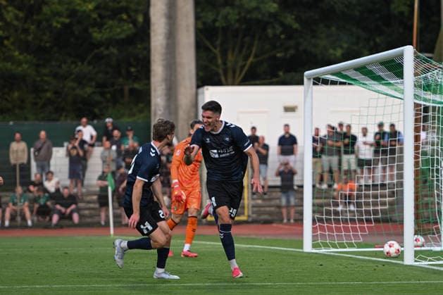 July 31, 2026, GER, Soccer, Regionalliga Nord, Matchday 1, 2026–2027 Season, Bremen, 11th Place, SV Werder Bremen II U23 vs. VfB Oldenburg, GOAL 0–3 on a converted penalty kick by Mats FACKLAM (VfB Oldenburg, 29), celebration by Marc SCHRÖDER (VfB Oldenburg, 20), Bremen, 11th place, Bremen, Germany Copyright: xnordphotoxGmbHx xRojahnx