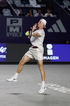 LOS CABOS TENNIS OPEN 2026 LOS CABOS TENNIS OPEN 2026 CAMERON NORRIE VS DENIS SHAPOVALOV 07 31 2026 LOS CABOS, MEXICO Action photo of Denis Shapovalov of Canada during the semifinal match at the 2026 Los Cabos Tennis Open at the Cabo Sports Complex in Baja California, Mexico Action photo of Denis Shapovalov of Canada, during the semifinal match of the 2026 Los Cabos Tennis Open held at the Cabo Sports Complex in Baja California, Mexico PHOTO BY IMAGENSHOP PHOTO AGENCY LOS CABOS BAJA CALIFORNIA MEXICO Copyright: xIMAGENSHOPxAGENCIAxFOTOGRAFICAx