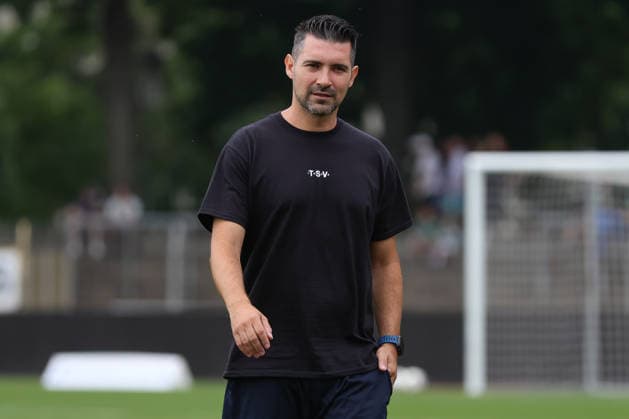 August 1, 2026, Men s Soccer, 2026–2027 Season, Bavarian Regional League, Matchday 2: 1 FC Schweinfurt 1905 vs. TSV 1860 Munich; Head Coach Alper Kayabunar (1860 Munich); individual photo taken at the Schweinfurt Riedel Bau Arena in the Sachs Stadio, Bavaria, Lower Franconia, Germany
