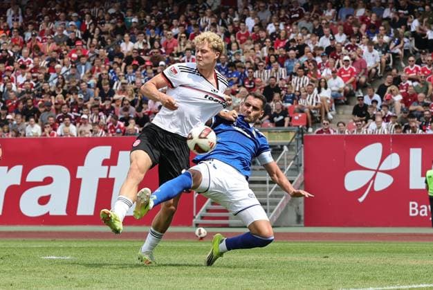 August 1, 2026 Soccer Season 2026–2027 Exhibition Match Friendly Match Preseason Match 1 FC Nuremberg FCN Club Real Oviedo Sports Photo Zink DaMa xdaxmax Piet Scobel 19, 1 FC Nuremberg (FCN) taking a shot on goal against Calvo Sanroman 12, Real Oviedo