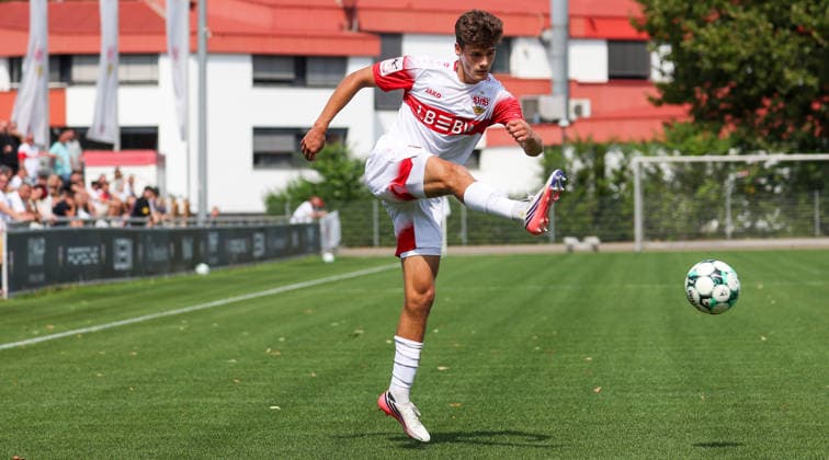 August 1, 2026, Germany, Stuttgart, Soccer: VfB Stuttgart II vs. FC Astoria Walldorf, Lauri Lukas Penna (VfB)