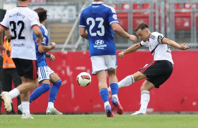 August 1, 2026 Soccer Season 2026–2027 Exhibition Match Friendly Match Preseason Match 1 FC Nürnberg Nuremberg FCN Club Real Oviedo Sports Photo Zink DaMa xdaxmax Julian Justvan 10, 1 FC Nuremberg FCN taking a shot on goal