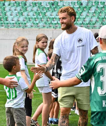 August 1, 2026 SpVgg Greuther Fürth Fürth Team Presentation 2026–2027 Season Opener xwoxzix Ole Pohlmann 10, SpVgg Greuther Fürth