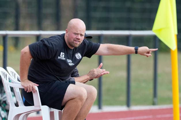 August 1, 2026, BW Schinkel Sports Field, Osnabrück, GER, 2nd and 3rd Divisions, Friendly Match: SV Meppen vs. VfL Osnabrück, Lucas Beniermann, Coach of SV Meppen. DFL regulations prohibit any use of photographs as image sequences and or quasi-video. Osnabrück, Lower Saxony, Netherlands, BW Schinkel Sports Field