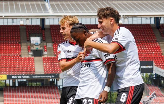 August 1, 2026 Soccer Season 2026–2027 Exhibition Match Friendly Match Preseason Match 1. FC Nürnberg Nuremberg FCN Club Real Oviedo Sports Photo Zink DaMa xdaxmax Celebration Joy Goal Celebration after scoring the 1–0 goal Tim Janisch 32, 1 FC Nuremberg FCN Mohamed Ali Zoma 23, 1 FC Nuremberg FCN Javier Fernandez 8, 1 FC Nuremberg FCN celebrating, delighted Goal scorer Mohamed Ali Zoma 23, 1 FC Nuremberg FCN