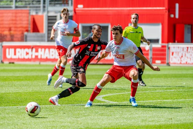 Friendly Match: Bayer 04 Leverkusen vs. Rot-Weiss Essen, on August 1, 2026, Ulrich Haberland Stadium, Leverkusen: Arthur (Bayer 04 Leverkusen) 13, Max Geschwill (Rot-Weiss Essen) 6; Friendly match between Bayer 04 Leverkusen and Rot-Weiss Essen, on August 1, 2026, at Ulrich Haberland Stadium, Leverkusen Copyright: xBEAUTIFULxSPORTS Erlhofx