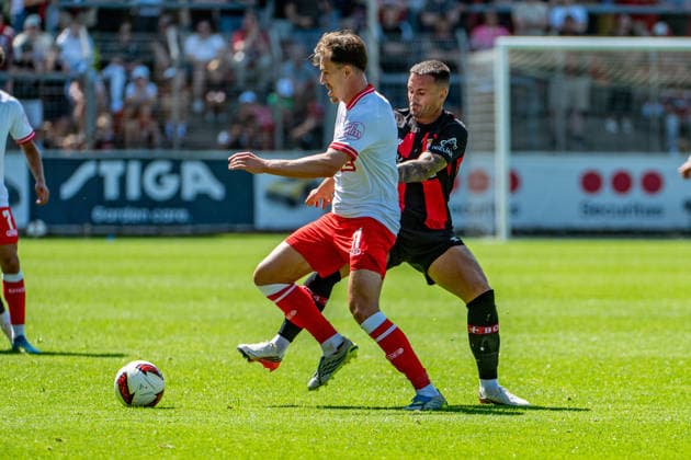 Friendly Match: Bayer 04 Leverkusen vs. Rot Weiss Essen, August 1, 2026, Ulrich Haberland Stadium, Leverkusen; Noah Pesch (Rot Weiss Essen) 11, Aleix Garcia (Bayer 04 Leverkusen) 24; Friendly match: Bayer 04 Leverkusen vs. Rot Weiss Essen, August 1, 2026, Ulrich Haberland Stadium, Leverkusen Copyright: xBEAUTIFULxSPORTS Erlhofx
