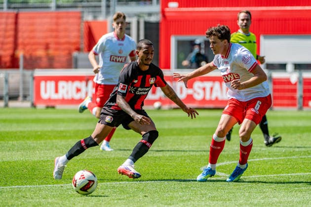 Friendly Match: Bayer 04 Leverkusen vs. Rot-Weiss Essen, on August 1, 2026, Ulrich Haberland Stadium, Leverkusen: Arthur (Bayer 04 Leverkusen) 13, Max Geschwill (Rot-Weiss Essen) 6; Friendly match between Bayer 04 Leverkusen and Rot-Weiss Essen, on August 1, 2026, at Ulrich Haberland Stadium, Leverkusen Copyright: xBEAUTIFULxSPORTS Erlhofx
