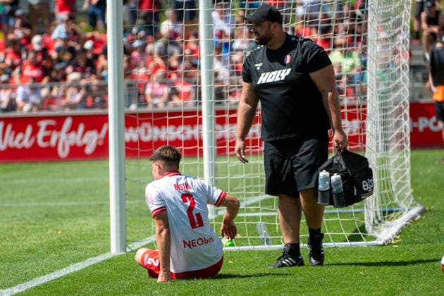 Friendly match: Bayer 04 Leverkusen vs. Rot Weiss Essen, August 1, 2026, Ulrich Haberland Stadium, Leverkusen. Michael Kostka of Rot Weiss Essen 2 lies injured on the ground. Friendly match: Bayer 04 Leverkusen vs. Rot Weiss Essen, August 1, 2026, Ulrich Haberland Stadium, Leverkusen Copyright: xBEAUTIFULxSPORTS Erlhofx