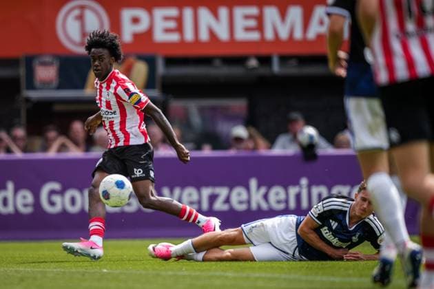 ROTTERDAM , 01-08-2026 , Sparta Stadium Het Kasteel , season 2026 2027 , Dutch pre season football , match between Sparta Rotterdam and MSV Duisburg , picture shows Sparta Rotterdam player Lushendry Martes Sparta - MSV Duisburg (friendly)  x205369717x Copyright: