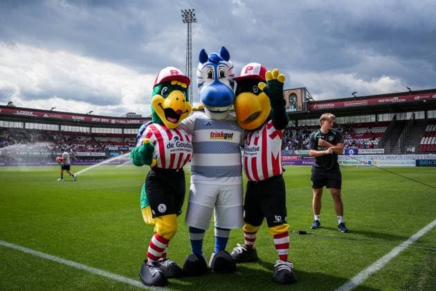 ROTTERDAM , 01-08-2026 , Sparta Stadium Het Kasteel , season 2026 2027 , Dutch pre season football , match between Sparta Rotterdam and MSV Duisburg , picture shows mascottes of both teams Sparta - MSV Duisburg (friendly)  x205369753x Copyright: