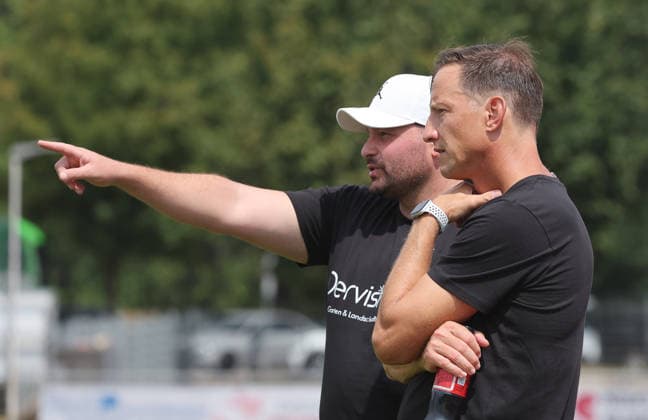 Freiberg, U19 Soccer, DFB Junior Cup: SGV Heilbronn Freiberg vs. VfL Wolfsburg; from left: Ihsan BBasaran, Ramon Gehrmann, SGV