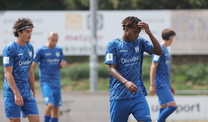 Freiberg, U19 Soccer, DFB Junior Cup: SGV Heilbronn Freiberg vs. VfL Wolfsburg; on the right, Felix Paulino Valdez of SGV
