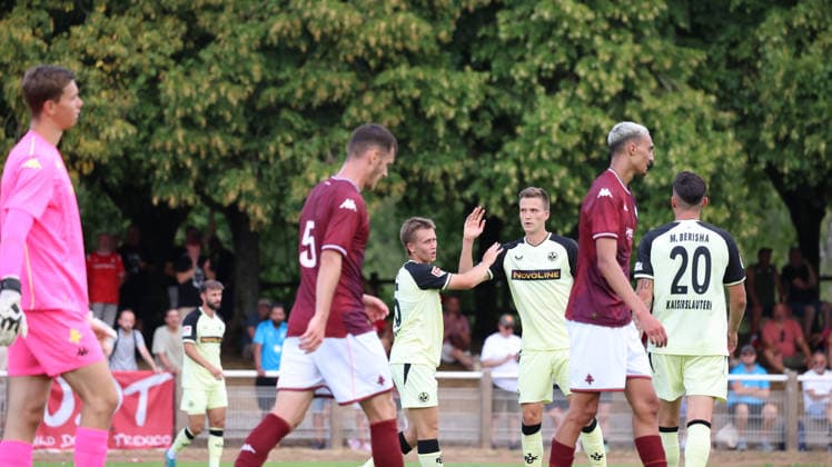August 1, 2026, xrekx, Soccer Friendly Match, FC Metz 1 FC Kaiserslautern v l Goal celebration after the goal scored by Naatan Skyttä Skyttae 0-1 for FC Kaiserslautern with Fabian Kunze 1 FC Kaiserslautern DFL DFB REGULATIONS PROHIBIT ANY USE OF PHOTOGRAPHS as IMAGE SEQUENCES and or QUASI VIDEO Metz