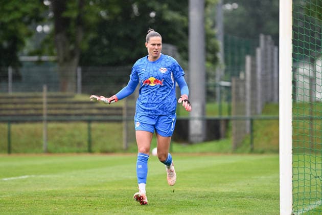 Soccer I Women s I 2026–2027 Season I Friendly Match I RB Leipzig vs. VfL Wolfsburg I August 1, 2026 Elvira Johanna Herzog 1, Rasenballsport Leipzig, cutout, close-up, portrait, single photo, single image, body, Markranstädt grass field, Stadion am Bad Großfeld, Am Stadtbad 30, Saxony, Germany Copyright: xLobeca InesxHähnelx