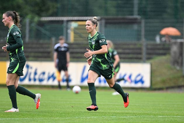 Soccer I Women s I 2026–2027 Season I Friendly Match I RB Leipzig vs. VfL Wolfsburg I August 1, 2026 Svenja Huth 10, VfL Wolfsburg – Cutout, Close-up, Portrait, Single Photo, Single Image, Body, Markranstädt Grass Field, Stadion am Bad Großfeld, Am Stadtbad 30, Saxony, Germany Copyright: xLobeca InesxHähnelx