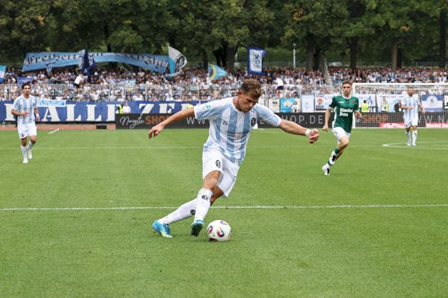 August 1, 2026, Men s, Soccer, 2026–2027 season, Bavarian Regional League, Matchday 2: 1 FC Schweinfurt 1905 vs. TSV 1860 Munich; Florian Niederlechner 7; TSV 1860 Munich vs. Schweinfurt at Sachs Stadium, Bavaria, Germany