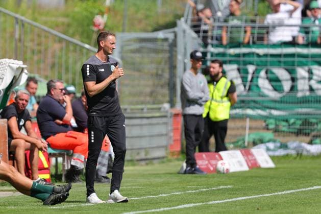 August 26, 2026, GER, Regionalliga Nord, Soccer, Matchday 1, 2026–2027 Season, Dietmar Scholze Stadium at the Lohmühle, VfB Lübeck vs. SC Weiche Flensburg Coaching Zone, Sideline, Coaches’ Area, Technical Zone, Coach Kevin Rodewald, VfB Lübeck, Photo: nordphoto GmbH, Tauchnitz, Lübeck, Dietmar Scholze Stadium at the Lohmühle, SH, Germany Copyright: xnordphotoxGmbHx xTauchnitzx