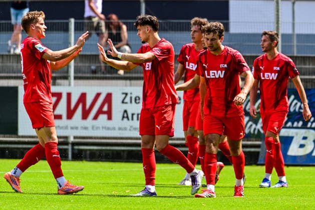 August 1, 2026, GER, Soccer, Men s, Bavarian Regional League, 2026–2027 Season, FC Memmingen vs. SpVgg Ansbach: Celebration after the 1–1 goal; goal scorer Uros Micic (Memmingen), No. 11 in the center of the photo; Memmingen, ArenaPark, Bavaria, Germany Copyright: xNordphotox xHafnerx