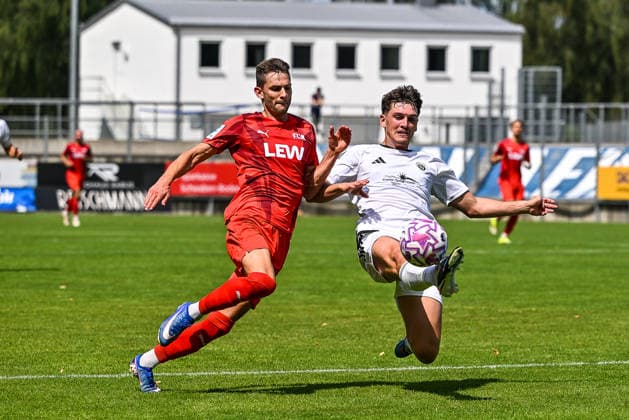 August 1, 2026, GER, Soccer, Men s, Bavarian Regional League, 2026–2027 Season, FC Memmingen vs. SpVgg Ansbach; Fabian Lutz (Memmingen), 8; Lucas Beetz (Ansbach), 2; Memmingen, ArenaPark, Bavaria, Germany Copyright: xNordphotox xHafnerx