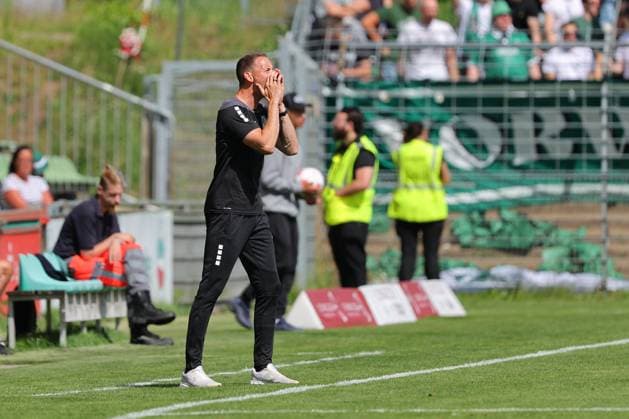 August 26, 2026, GER, Regionalliga Nord, Soccer, Matchday 1, 2026–2027 Season, Dietmar Scholze Stadium at the Lohmühle, VfB Lübeck vs. SC Weiche Flensburg Coaching Zone, Sideline, Coaches’ Area, Technical Zone, Coach Kevin Rodewald, VfB Lübeck, Photo: nordphoto GmbH, Tauchnitz, Lübeck, Dietmar Scholze Stadium at the Lohmühle, SH, Germany Copyright: xnordphotoxGmbHx xTauchnitzx