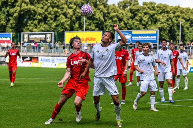 August 1, 2026, GER, Soccer, Men s, Bavarian Regional League, 2026–2027 Season, FC Memmingen vs. SpVgg Ansbach; Timo Schmidt (Memmingen), 4; Tobias Dietrich (Ansbach), 6; Memmingen, at ArenaPark, Bavaria, Germany Copyright: xNordphotox xHafnerx