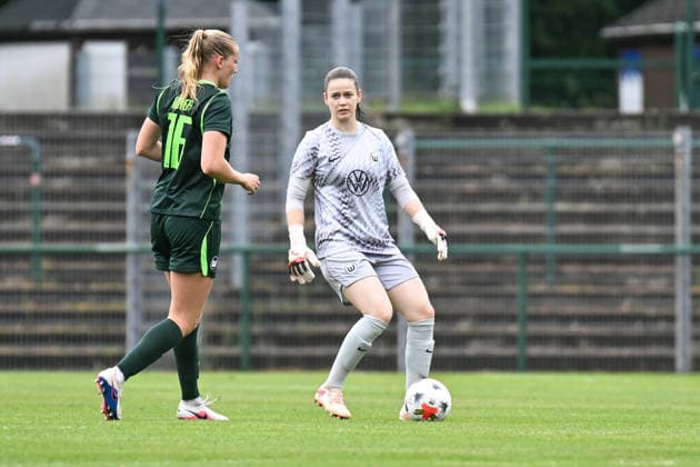 Soccer I Women s I 2026–2027 Season I Friendly Match I RB Leipzig vs. VfL Wolfsburg I August 1, 2026 Stina Johannes 1, VfL Wolfsburg in Action: Cutout, Close-up, Portrait, Single Photo, Single Image, Body; Markranstädt Grass Field, Stadion am Bad Großfeld, Am Stadtbad 30, Saxony, Germany Copyright: xLobeca InesxHähnelx