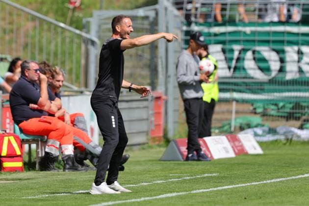 August 26, 2026, GER, Regionalliga Nord, Soccer, Matchday 1, 2026–2027 Season, Dietmar Scholze Stadium at the Lohmühle, VfB Lübeck vs. SC Weiche Flensburg Coaching Zone, Sideline, Coaches’ Area, Technical Zone, Coach Kevin Rodewald, VfB Lübeck, Photo: nordphoto GmbH, Tauchnitz, Lübeck, Dietmar Scholze Stadium at the Lohmühle, SH, Germany Copyright: xnordphotoxGmbHx xTauchnitzx