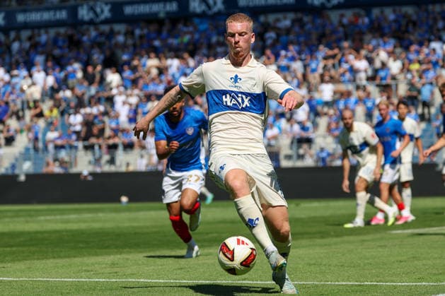 August 1, 2026, Darmstadt, Friendly Match: SV Darmstadt 98 vs. FC Portsmouth; Kai Klefisch of SV Darmstadt 98, in action, with the ball Copyright: HMBxMedia JoaquimxFerreira