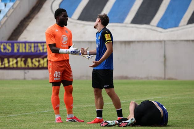 August 1, 2026, Soccer, Men s, Friendly Match, 2026–2027 Season, 1 FC Saarbrücken vs. US Thionville Lusitanos, Christian Kühlwetter (1 FC Saarbrücken) injured, Wilfried Bedfian (US Thionville Lusitanos), Alexander Straff (1 FC Saarbrücken), Saarbrücken, Ludwigsparkstadion, Saarland, Germany, DEU Copyright: xSebastianxBachx