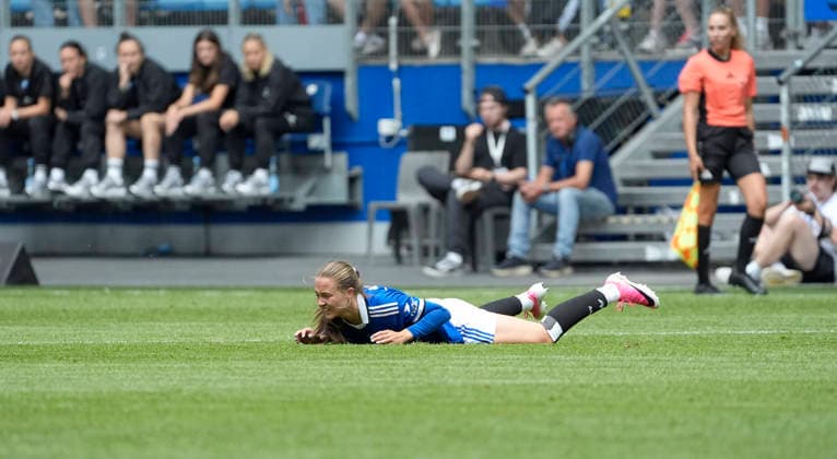Photo: Devastated Camilla Linberg at the HSV season opener on Sat, Aug. 1, 2026—Hamburger SV women s soccer friendly against Everton FC