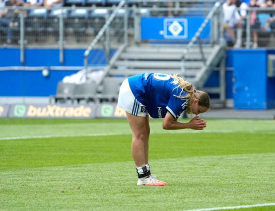 Photo by Jonna WREDE: HSV is disappointed after missing a scoring opportunity that could have made it 1–0. HSV season opener on Sat, Aug. 1, 2026. Women s soccer friendly: Hamburger SV vs. Everton FC
