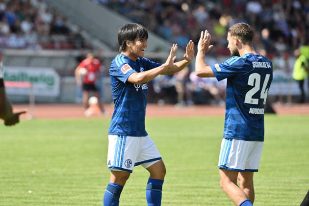 Jubel 0 5 Satoshi Tanaka, FC Schalke 04; Adil Aouchiche, FC Schalke 04, January 8, 2026, Soccer, 2026–2027 season, Friendly match, KSV Hessen Kassel vs. FC Schalke 04, Auestadion, Kassel, Germany Team2