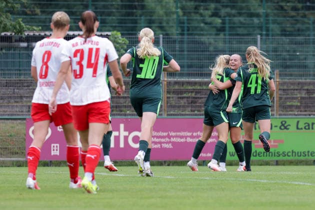 August 1, 2026, xgrfx, Women s Soccer Friendly Match, RB Leipzig vs. VfL Wolfsburg, goal, Lou Bogaert, 0–3 VfL Wolfsburg. DFL and DFB regulations prohibit any use of photographs as image sequences and or quasi-video. Leipzig