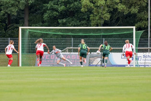 August 1, 2026, xgrfx, Women’s Soccer Friendly Match, RB Leipzig vs. VfL Wolfsburg, Goal, Annabel Schasching, 1–3 RB Leipzig. DFL and DFB regulations prohibit any use of photographs as image sequences and or quasi-video. Leipzig