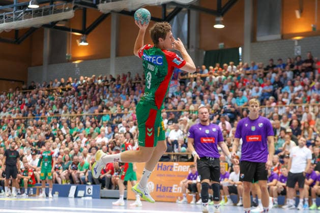 August 1, 2026, xtgx, Handball Friendly Match: SC Magdeburg vs. Corotop Gwardia Opole (emspor), from left: Oskar Vind Rasmussen (Magdeburg), 9 shots on goal, goal scorer, scores the goal, Ilsenburg