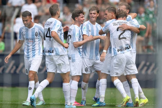 August 1, 2026, Men s, Soccer, 2026–2027 Season, Bavarian Regional League, Matchday 2: 1 FC Schweinfurt 1905 vs. TSV 1860 Munich. TSV 1860 Munich celebrates Michael Eberwein’s 1–1 goal in the 13th minute, TSV 1860 Munich, back right: Schweinfurt Sachs Stadium, Bavaria, Germany