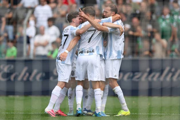 August 1, 2026, Men s, Soccer, 2026–2027 season, Bavarian Regional League, Matchday 2: 1 FC Schweinfurt 1905 vs. TSV 1860 Munich. TSV 1860 Munich celebrates the 1–1 goal by Michael Eberwein (13), TSV 1860 Munich, on the right, with Florian Niederlechner (7), TSV 1860 Munich, and Lance Fiedler (47), TSV 1860 Munich, at the Sachs Stadium in Schweinfurt, Bavaria, Germany
