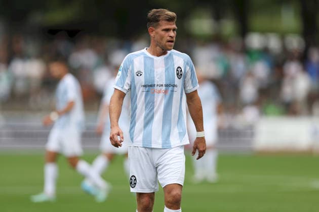 August 1, 2026, Men s, Soccer, 2026–2027 season, Bavarian Regional League, Matchday 2: 1 FC Schweinfurt 1905 vs. TSV 1860 Munich, Florian Niederlechner 7, TSV 1860 Munich vs. Schweinfurt, Sachs Stadium, Bavaria, Germany