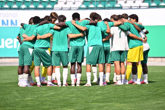 August 1, 2025 Soccer Season 2025–2026 Bavarian Regional League Matchday 02 SpVgg Greuther Fürth Fürth II U23 Kleeblatt SpVgg Bayreuth xwoxzix Team Circle Squad Team Fürth before kickoff