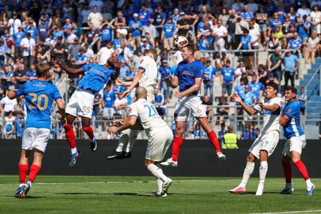 August 1, 2026, Darmstadt, Friendly Match: SV Darmstadt 98 vs. FC Portsmouth. From left: Nicolas Verkooijen (SV Darmstadt 98) and Conor Shaughnessy (Portsmouth) in action, with the ball Copyright: HMBxMedia JoaquimxFerreira
