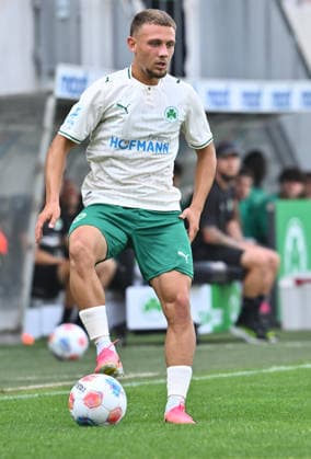 August 1, 2025 Soccer Season 2025–2026 Bavarian Regional League Matchday 02 SpVgg Greuther Fürth II U23 vs. Kleeblatt SpVgg Bayreuth xwoxzix Jakob Krautkrämer 7, SpVgg Greuther Fürth II, cropped single image