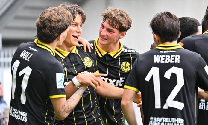 August 1, 2025 Soccer Season 2025–2026 Bavarian Regional League Matchday 02 SpVgg Greuther Fürth Fürth II U23 Kleeblatt SpVgg Bayreuth xwoxzix Goal celebration Cheering Joy after a goal Goal Shot on goal to 0–1 by Patrick Scheder 8 , SpVgg Bayreuth