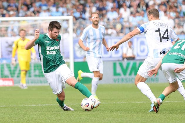 August 1, 2026, Men s Soccer, 2026–2027 Season, Bavarian Regional League, Matchday 2: 1 FC Schweinfurt 1905 vs. TSV 1860 Munich. From left: Kevin Fery (FC Schweinfurt 05, No. 15) in front of Dennis Dressel (TSV 1860 Munich, No. 14). Schweinfurt Riedel Bau Arena at Sachs Stadio, Bavaria, Lower Franconia, Germany