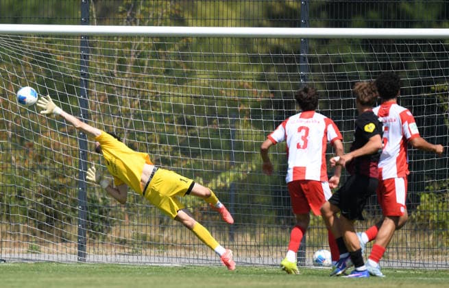 August 1, 2026, xophax, Soccer, DFB Cup U19, A Juniors, A Youth, 1st Round: Fortuna Cologne vs. SC Freiburg; Cedric Dreher of SC Freiburg scores the 3-0 goal for SC Freiburg; Goalkeeper Elias Ries of SC Fortuna Cologne is too late; Cologne