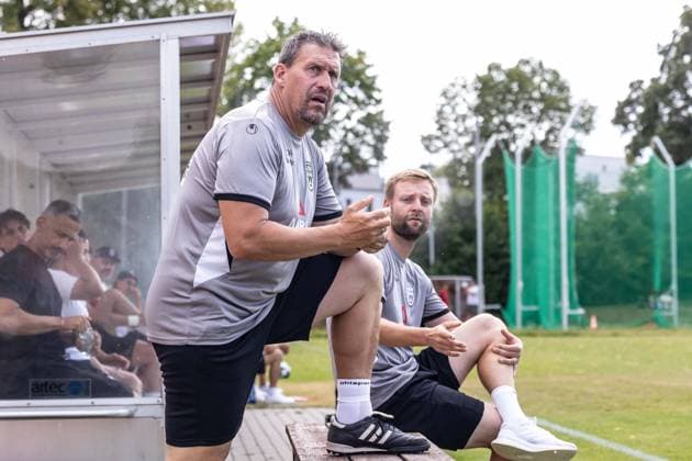 SSV Jahn Regensburg vs. SSV Ulm 1846 Soccer, Football, Friendly Match, Regensburg Training Ground, August 1, 2026; from left: Oliver Unsöld, SSV Ulm 1846 Soccer, Assistant Coach; Martin Minks, SSV Ulm 1846 Soccer, Assistant Coach SSV Jahn Regensburg vs. SSV Ulm 1846 Soccer, Football, Friendly Match, Regensburg Training Ground, August 26, 2001 Photo by Lucca Fundel Regensburg Training Ground, Bavaria, Germany