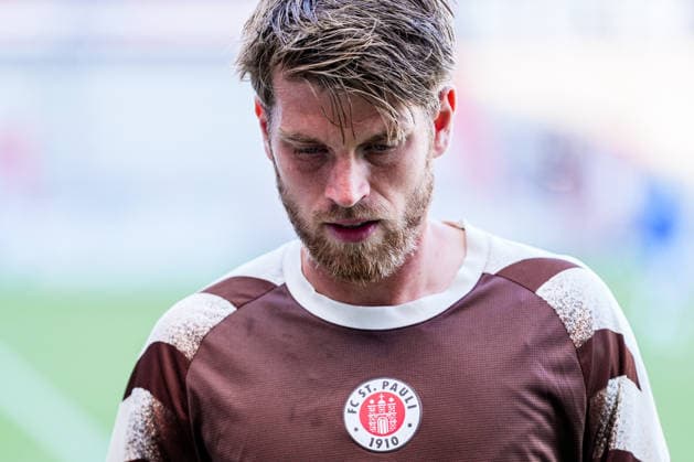 Germany Soccer 2. Bundesliga 2026–27, Preseason Match: FC St. Pauli vs. Deportivo de A Coruna, Millerntor Stadium, Hamburg, Marcus Mathisen, FC St. Pauli, 6, Portrait, Cutout Copyright: xStefanxTrochax
