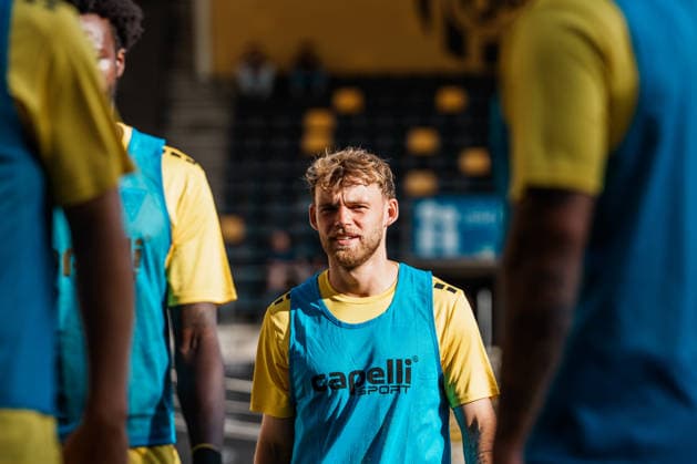 Netherlands vs. Germany Men s Soccer Friendly 2026 2027 Roda JC Kerkrade vs. Alemannia Aachen Parkstad Limburg Stadium, Mika Schroers Alemannia Aachen, 27, Warm-up, Bench, Transfer Rumors, Substitutes Copyright: xThiemoxRudolphx