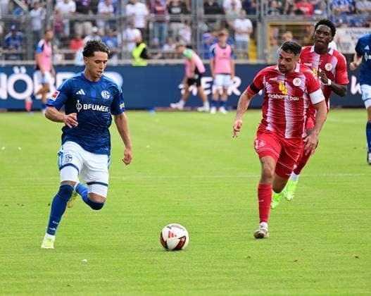 August 1, 2026 xkhx Kassel Regionalliga Southwest 2026–2027 Season Bundesliga Friendly Match KSV Hessen Kassel vs. FC Schalke 04 Free Kick by Soufiane El Faouzi 5, S04 vs. Nael Najjer 32, Hessen Kassel
