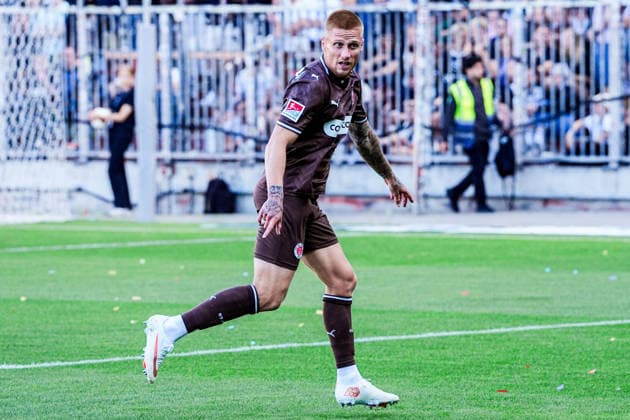 Germany Soccer 2. Bundesliga 2026–27, Preseason Match: FC St. Pauli vs. Deportivo de A Coruna, Millerntor Stadium, Hamburg, Louis Oppie, FC St. Pauli, 23, Cutout Copyright: xStefanxTrochax